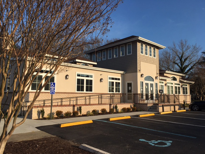 Peninsual Grove Leasing Center - Hampton, VA - QDesign Architecture